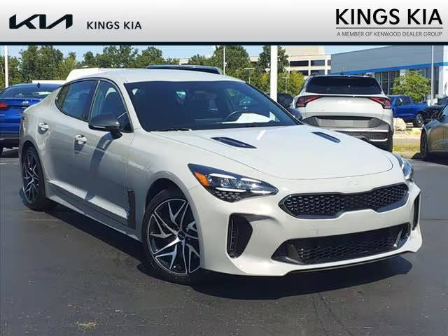 2022 Kia Stinger GT-Line AWD photo