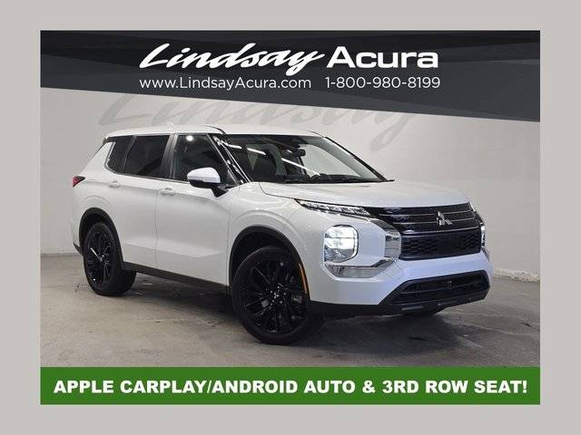 2022 Mitsubishi Outlander ES FWD photo