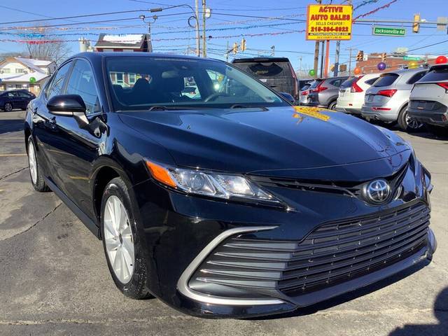 2022 Toyota Camry LE FWD photo