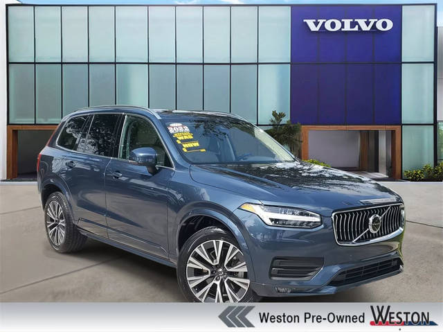 2022 Volvo XC90 Momentum FWD photo