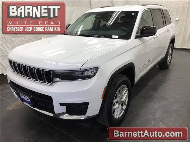 2021 Jeep Grand Cherokee L Laredo 4WD photo