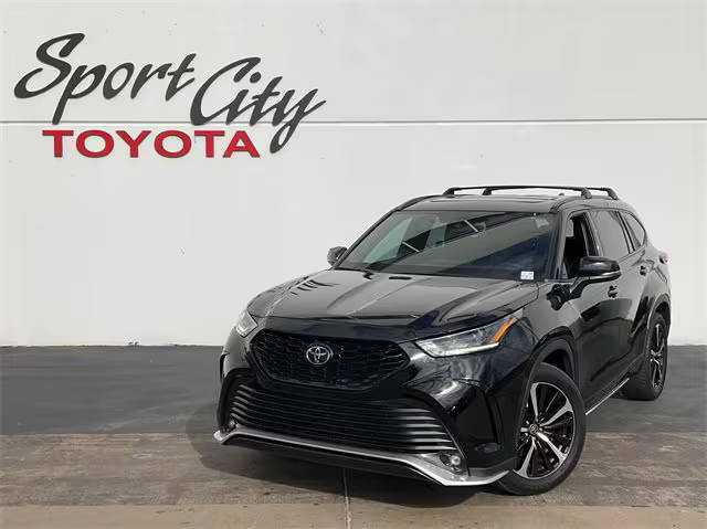 2021 Toyota Highlander XSE FWD photo