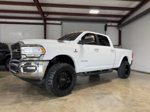 2022 Ram 2500 Laramie 4WD photo