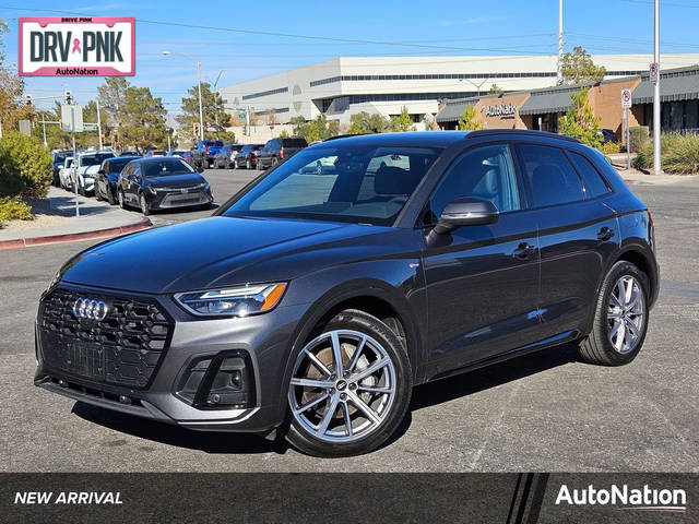 2022 Audi Q5 S line Premium Plus AWD photo