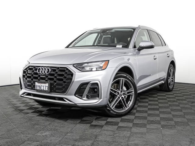 2022 Audi Q5 S line Premium Plus AWD photo