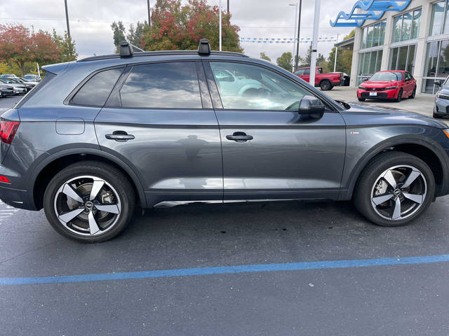 2022 Audi Q5 S line Premium Plus AWD photo