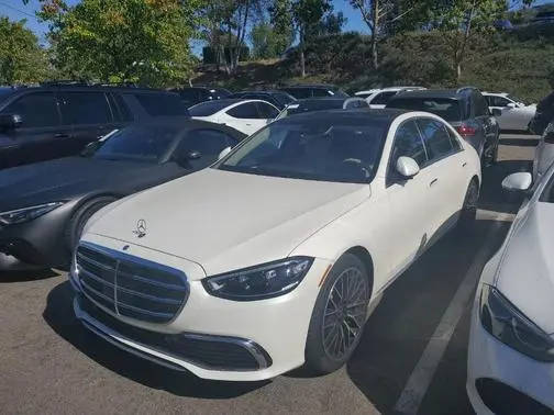 2022 Mercedes-Benz S-Class S 500 AWD photo