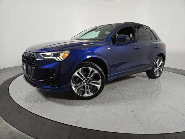 2022 Audi Q3 S line Premium Plus AWD photo