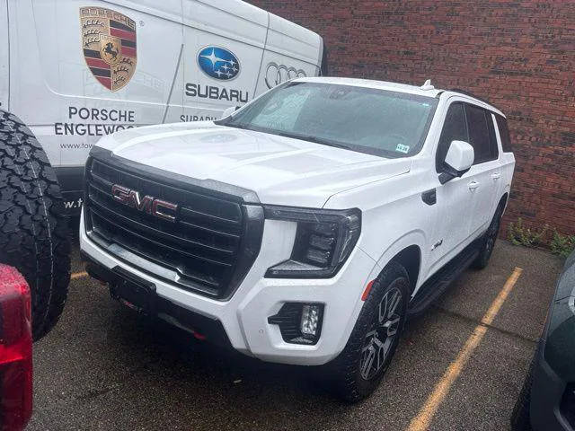 2021 GMC Yukon XL AT4 4WD photo