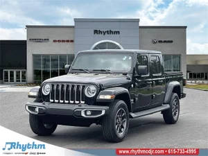 2021 Jeep Gladiator Overland 4WD photo