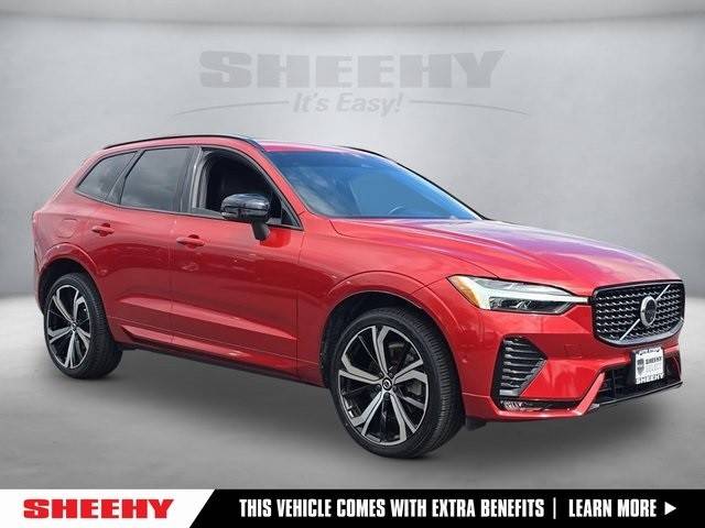 2022 Volvo XC60 R-Design AWD photo