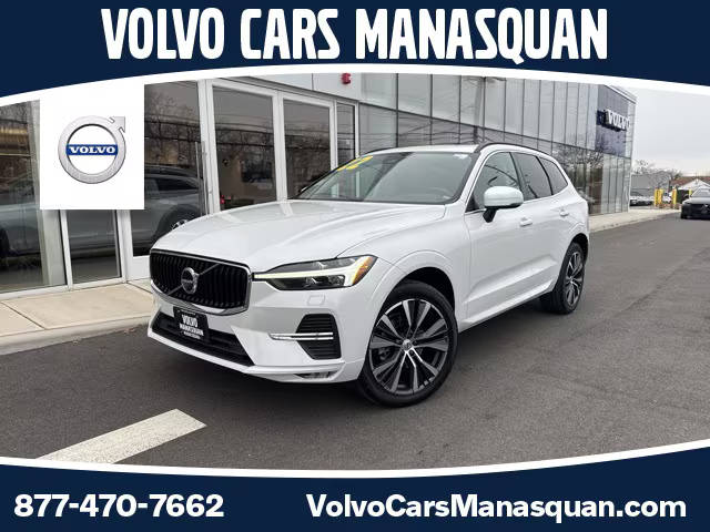 2022 Volvo XC60 Momentum AWD photo