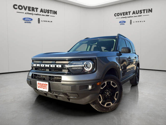 2021 Ford Bronco Sport Outer Banks 4WD photo