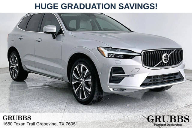 2022 Volvo XC60 Momentum FWD photo