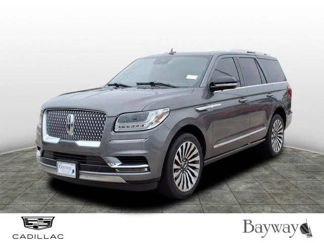 2021 Lincoln Navigator Reserve RWD photo