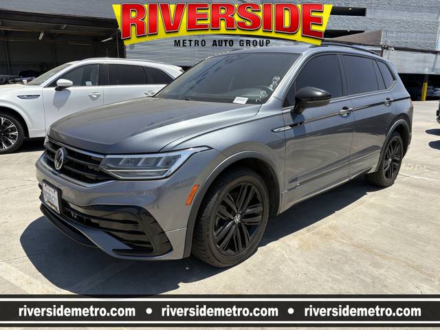 2022 Volkswagen Tiguan SE R-Line Black FWD photo