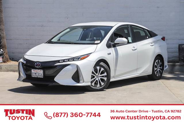 2022 Toyota Prius Prime XLE FWD photo