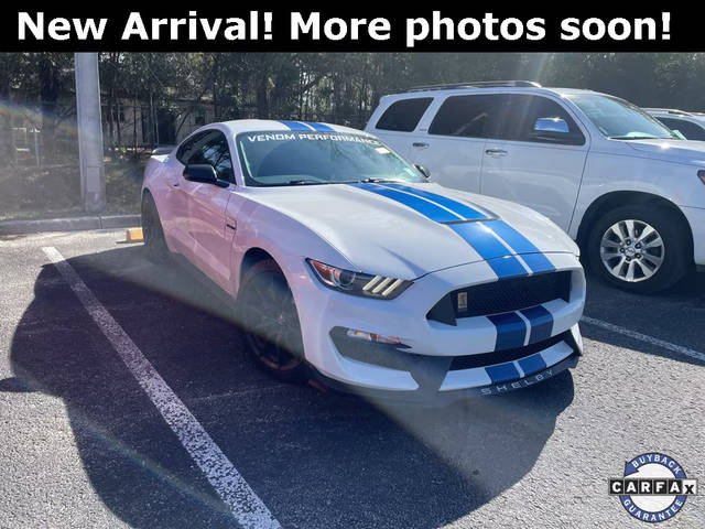 2017 Ford Mustang Shelby GT350 RWD photo