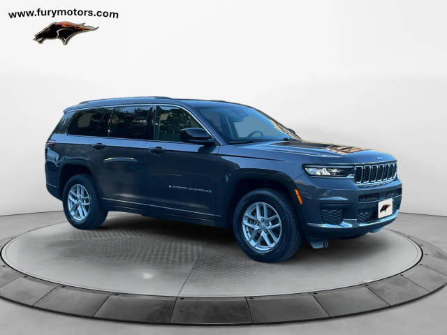 2021 Jeep Grand Cherokee L Laredo 4WD photo