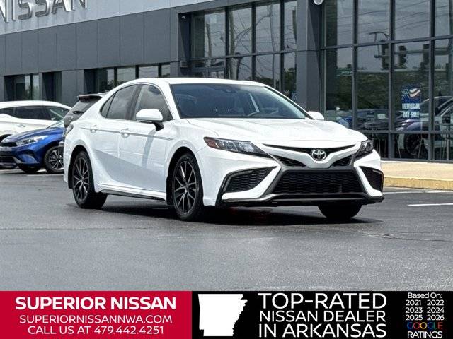 2022 Toyota Camry SE FWD photo