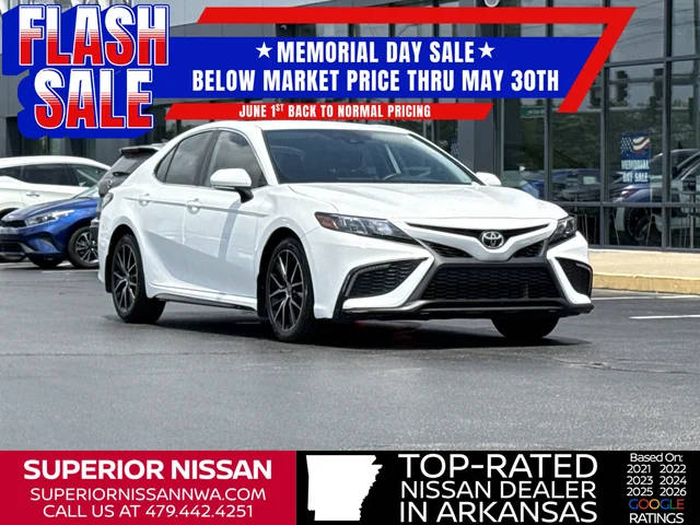 2022 Toyota Camry SE FWD photo
