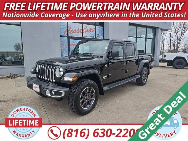 2021 Jeep Gladiator Overland 4WD photo