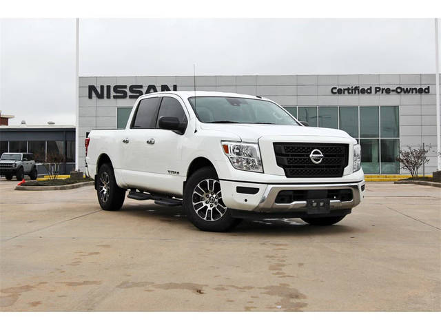 2021 Nissan Titan SV RWD photo