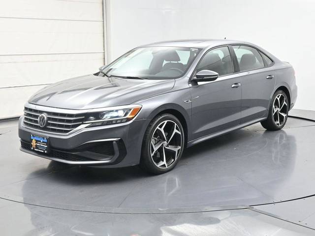 2022 Volkswagen Passat 2.0T R-Line FWD photo