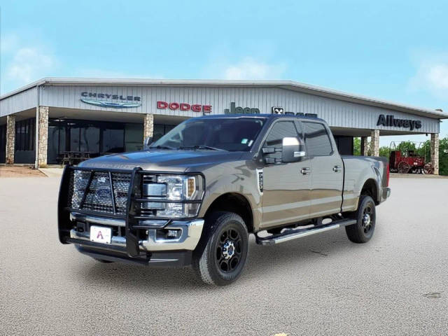 2019 Ford F-250 Super Duty LARIAT 4WD photo