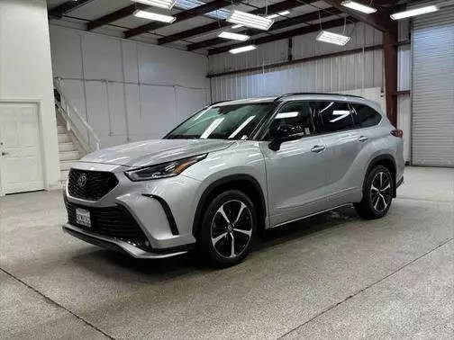 2021 Toyota Highlander XSE AWD photo