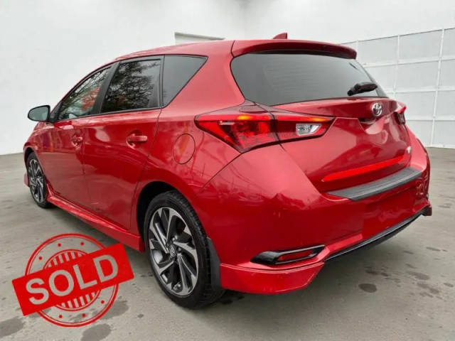 2017 Toyota Corolla iM  FWD photo