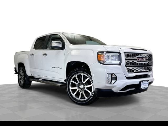 2022 GMC Canyon 4WD Denali 4WD photo