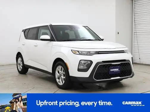 2022 Kia Soul LX FWD photo