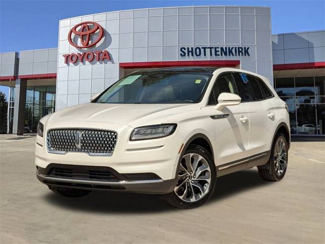 2022 Lincoln Nautilus Reserve AWD photo