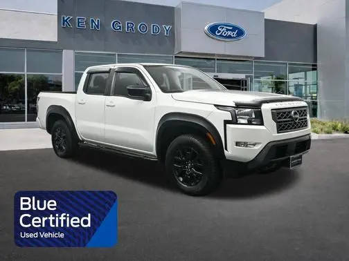 2022 Nissan Frontier SV 4WD photo