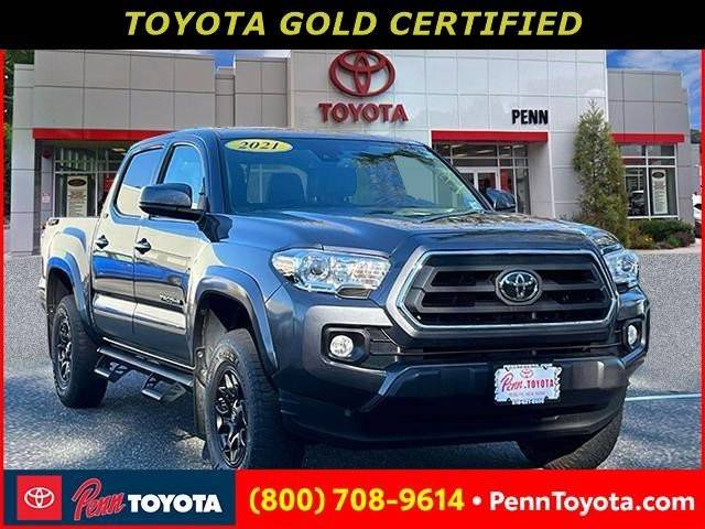 2021 Toyota Tacoma SR5 4WD photo