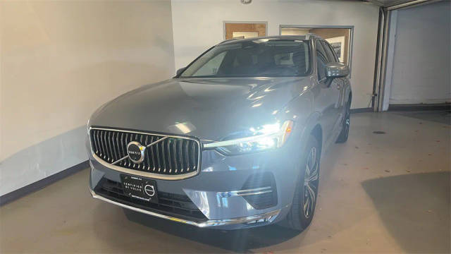 2022 Volvo XC60 Inscription AWD photo