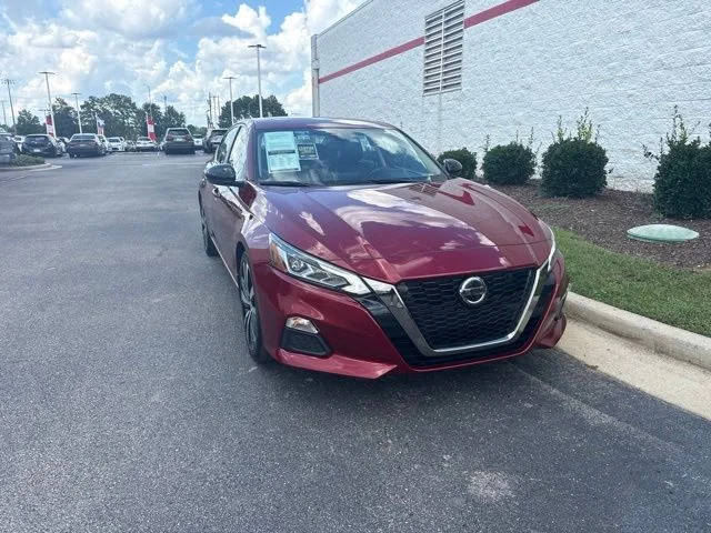 2021 Nissan Altima 2.5 SR FWD photo