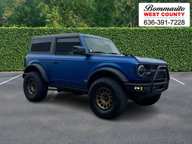 2021 Ford Bronco 2 Door First Edition 4WD photo