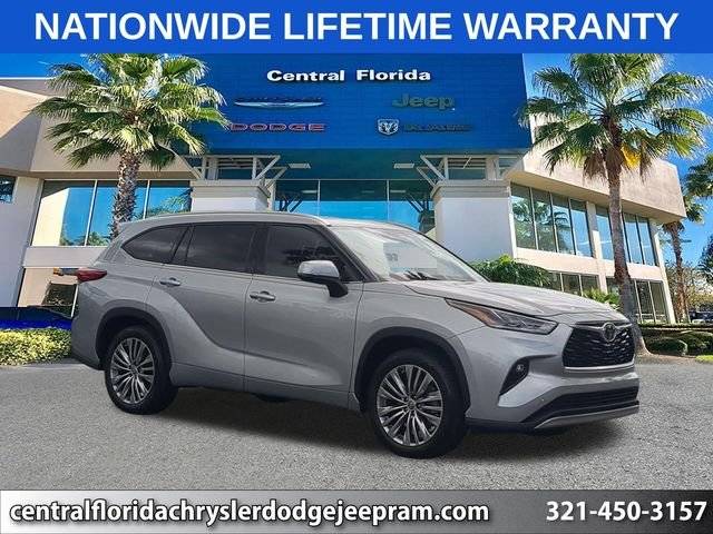2021 Toyota Highlander Platinum FWD photo