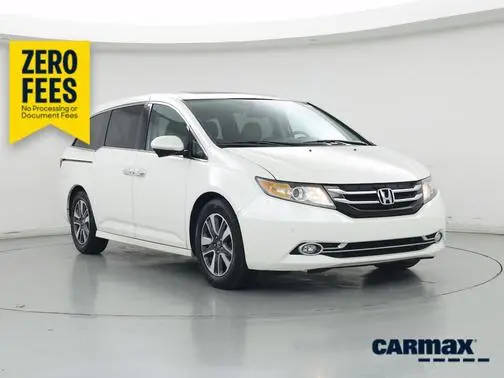 2017 Honda Odyssey Touring FWD photo