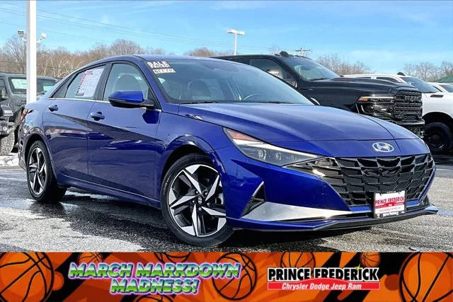 2022 Hyundai Elantra Limited FWD photo