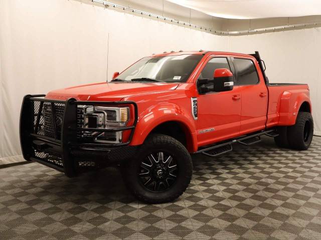 2020 Ford F-450 Super Duty LARIAT 4WD photo