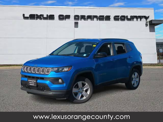 2022 Jeep Compass Latitude 4WD photo