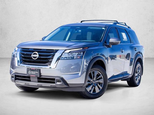 2022 Nissan Pathfinder SV 4WD photo