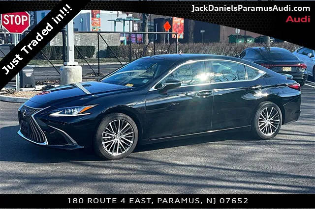 2022 Lexus ES ES 350 FWD photo