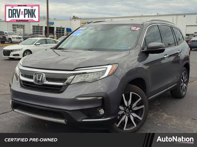 2022 Honda Pilot Touring 8-Passenger FWD photo