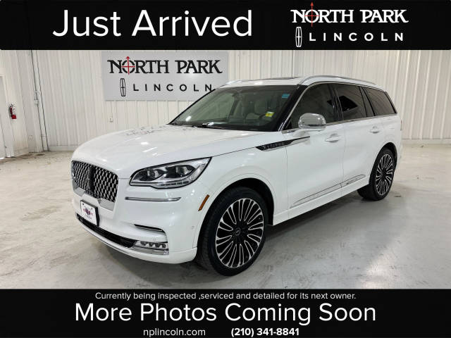 2022 Lincoln Aviator Black Label AWD photo