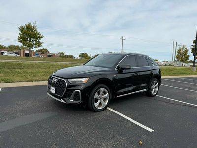 2022 Audi Q5 S line Prestige AWD photo