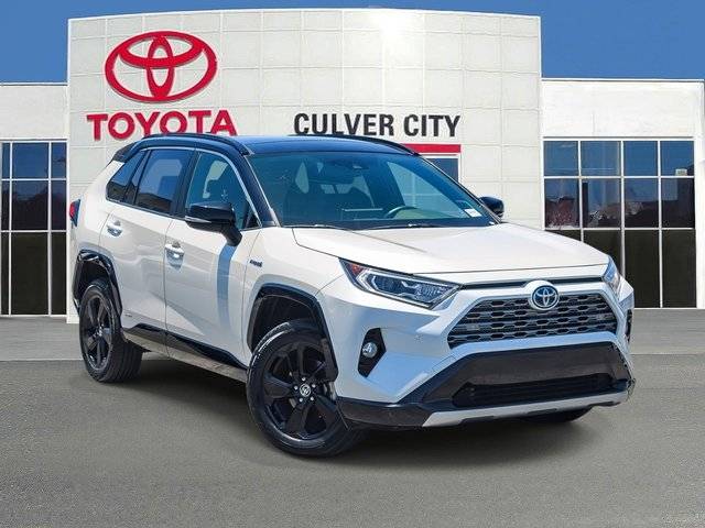 2021 Toyota RAV4 Hybrid XSE AWD photo